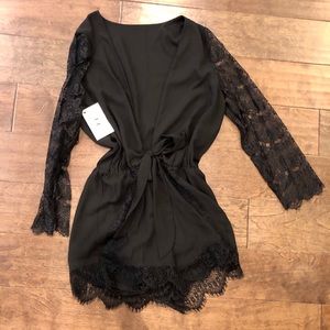 Lace contrast woven romper
